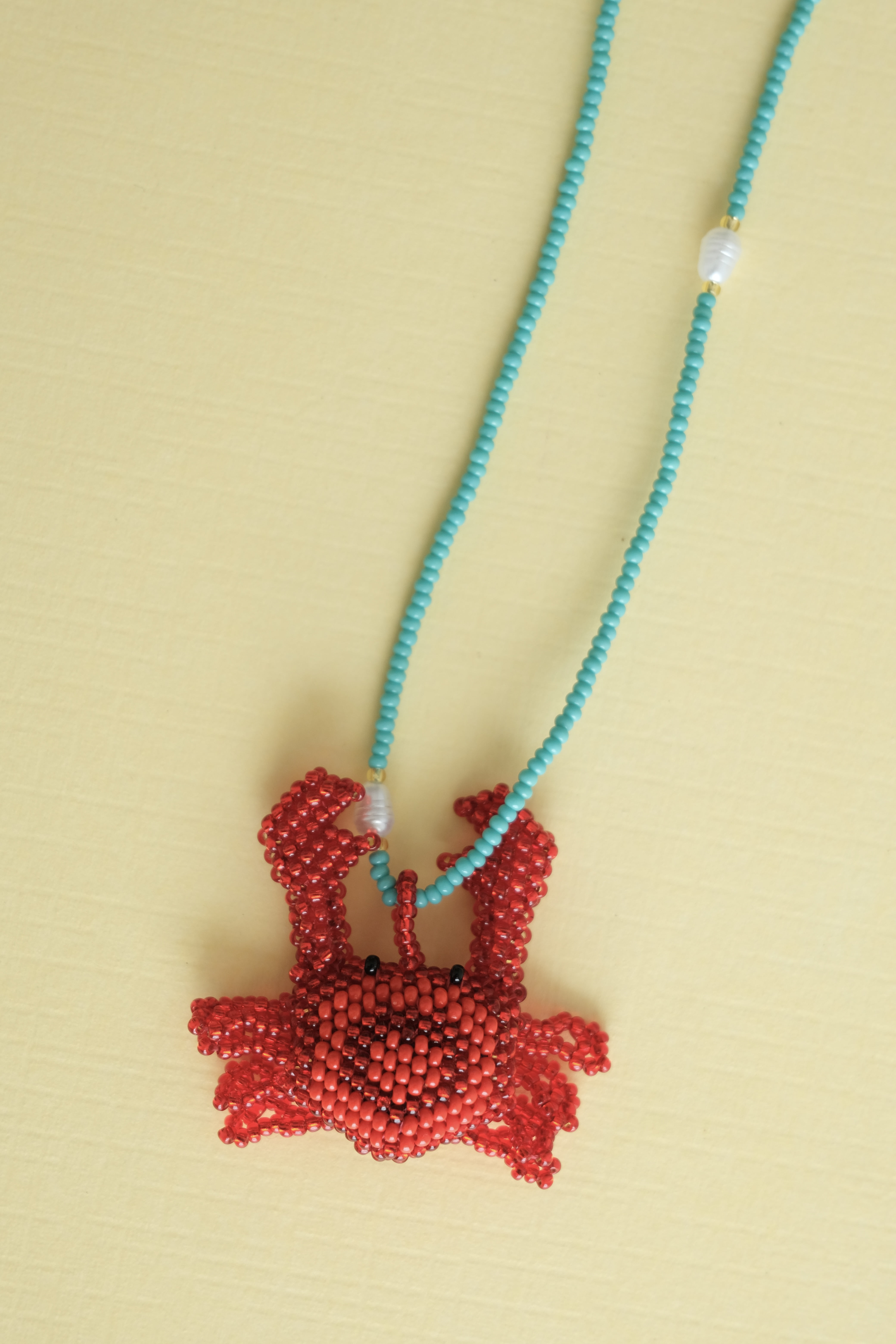 Collar Cangrejo Coral, vista 1 de 3
